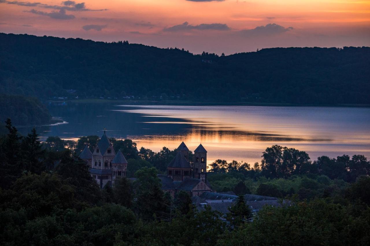 Ferienwohnungen Vulkaneifel Nickenich Exterior foto