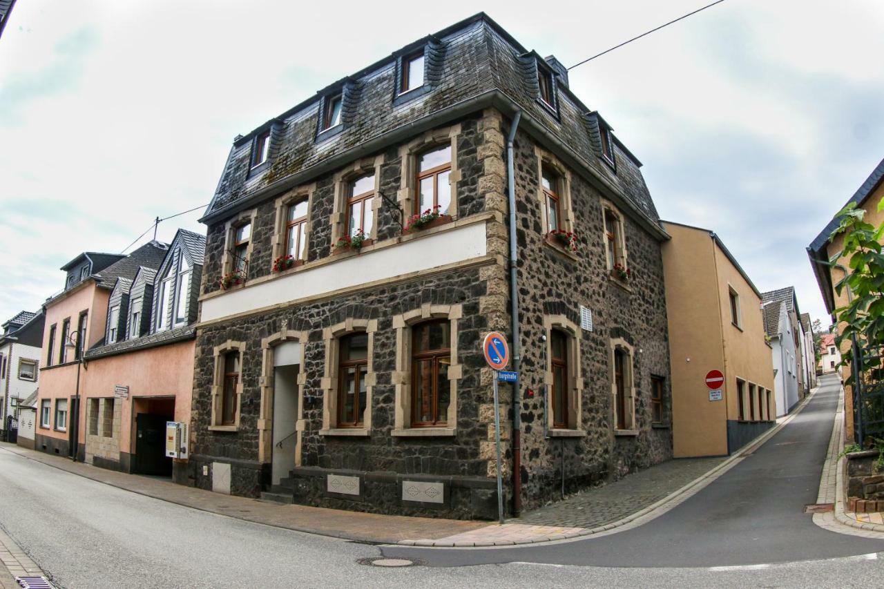 Ferienwohnungen Vulkaneifel Nickenich Exterior foto